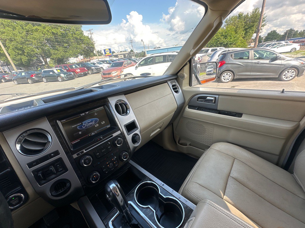 2015 Ford Expedition Image 24