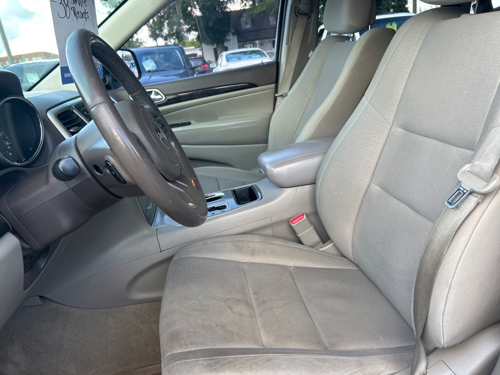 2013 Jeep Grand Cherokee Image 13