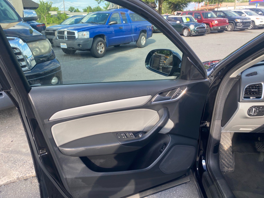 2017 Audi Q3 Image 9