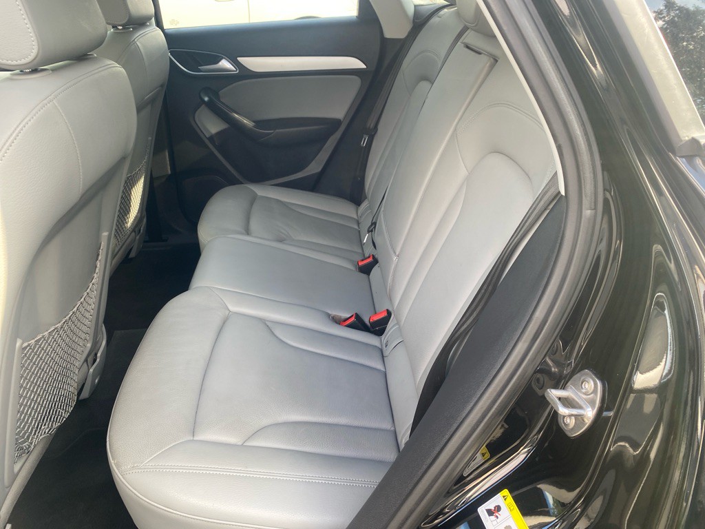 2017 Audi Q3 Image 11