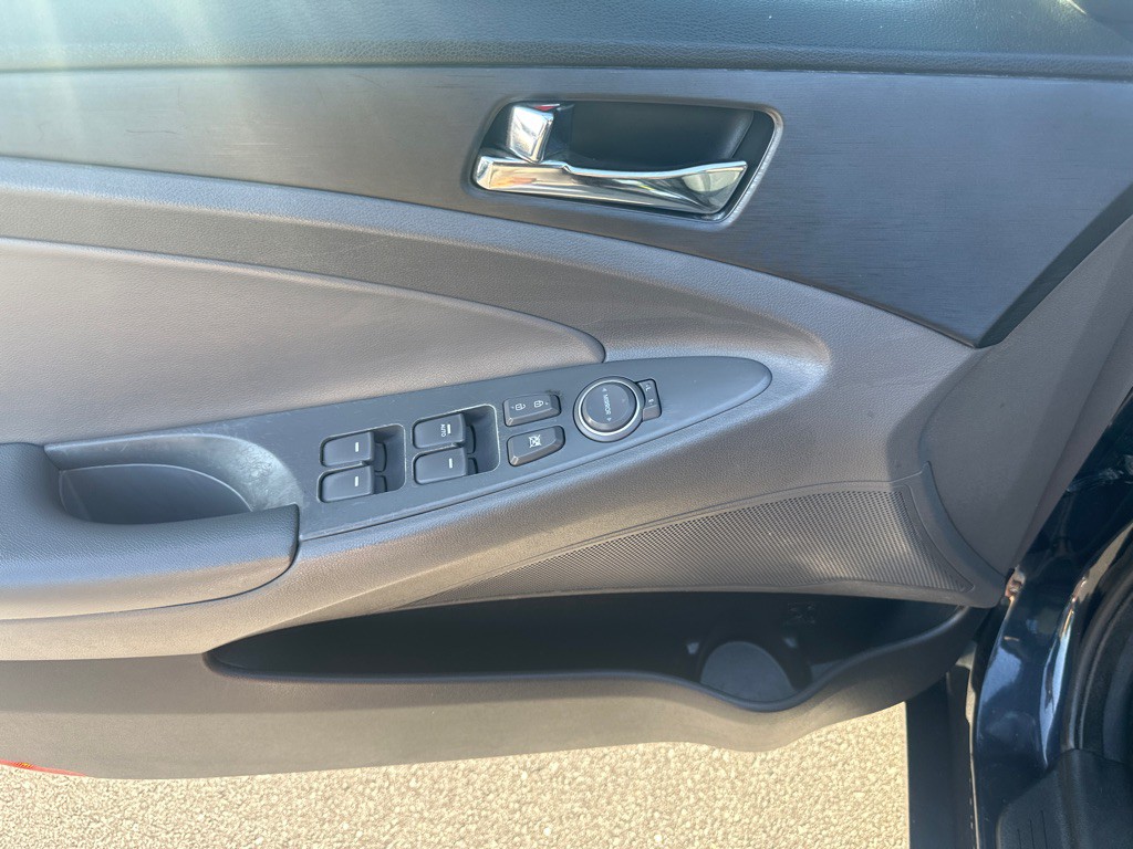2013 Hyundai Sonata Image 10