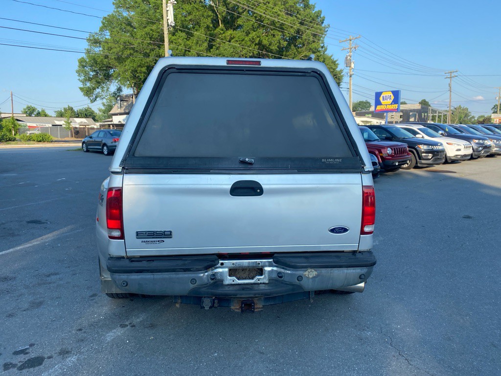 2006 Ford F-350 Image 4