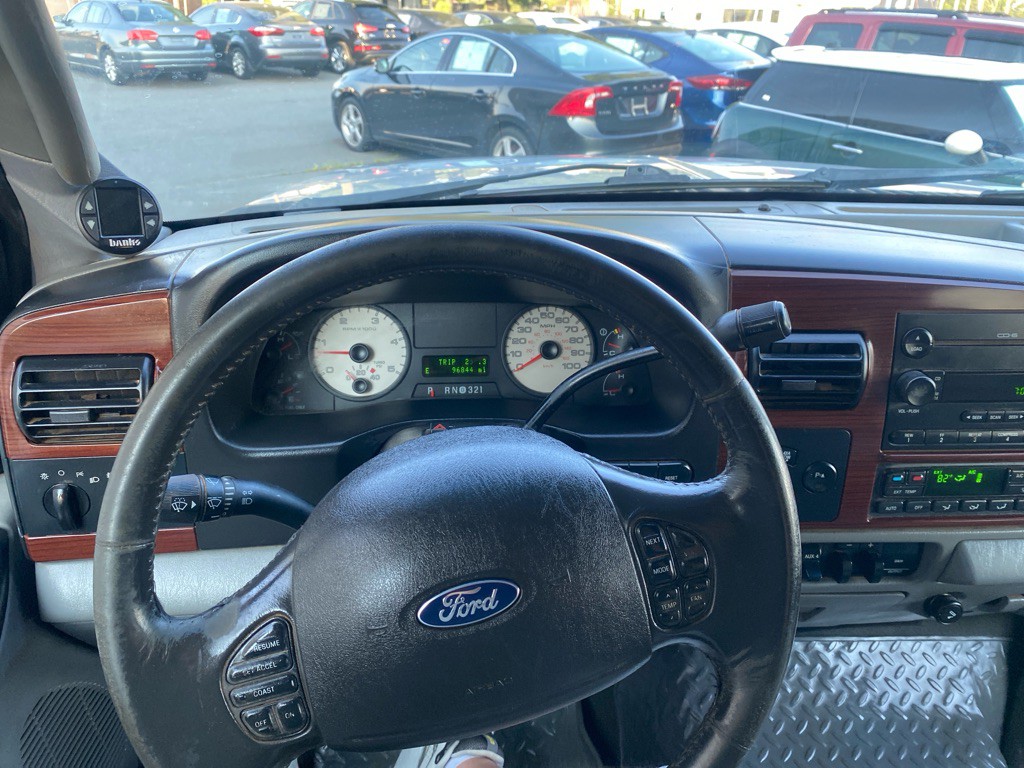 2006 Ford F-350 Image 22