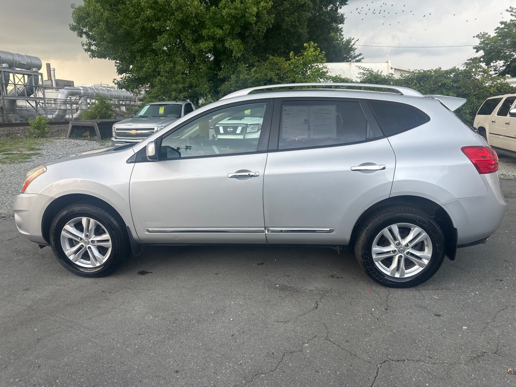 2012 Nissan Rogue Image 2
