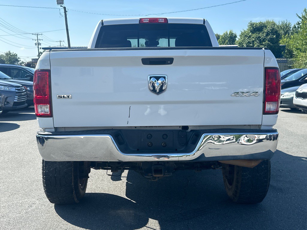 2015 RAM 2500 Image 3