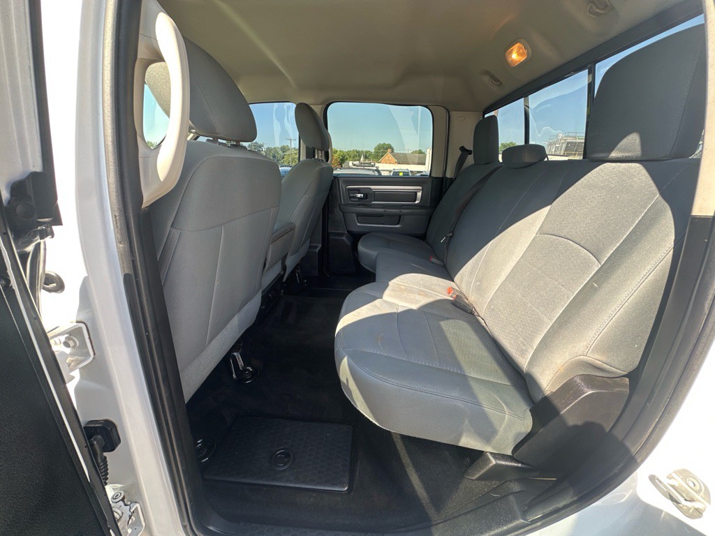 2015 RAM 2500 Image 43