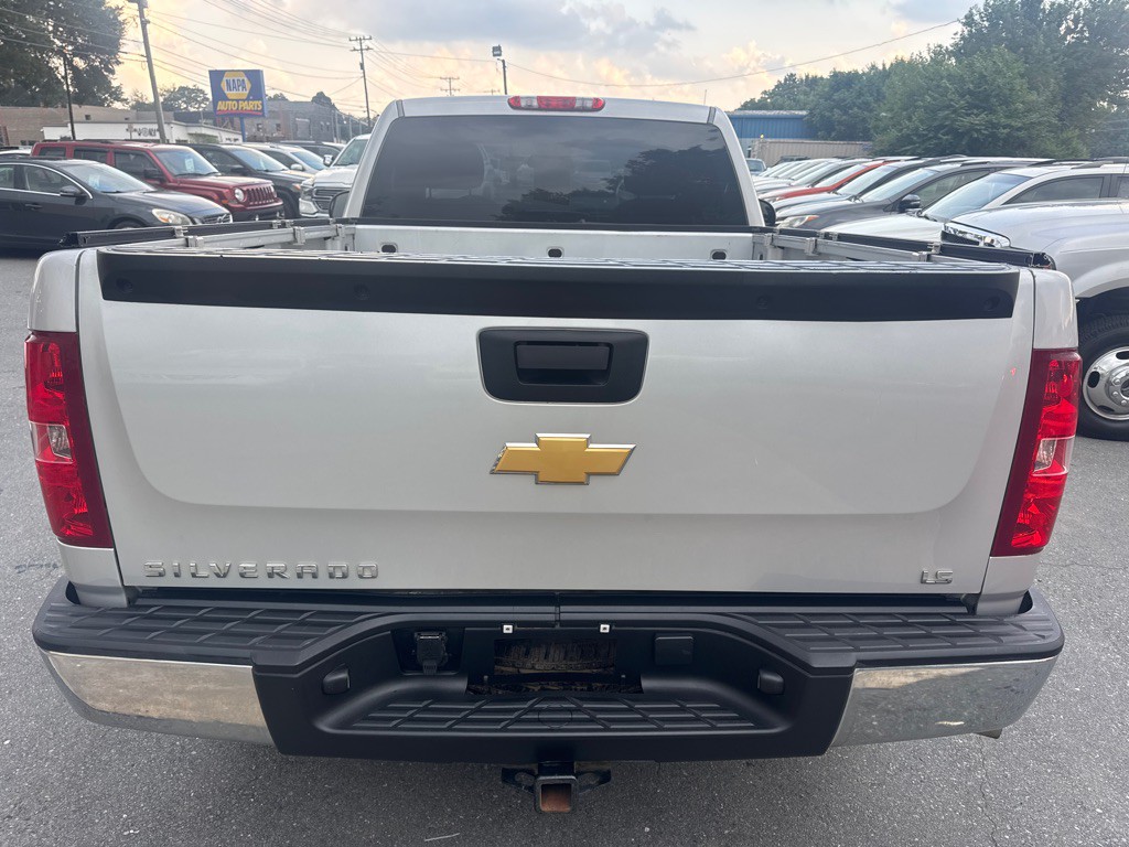 2013 Chevrolet Silverado 1500 Image 3
