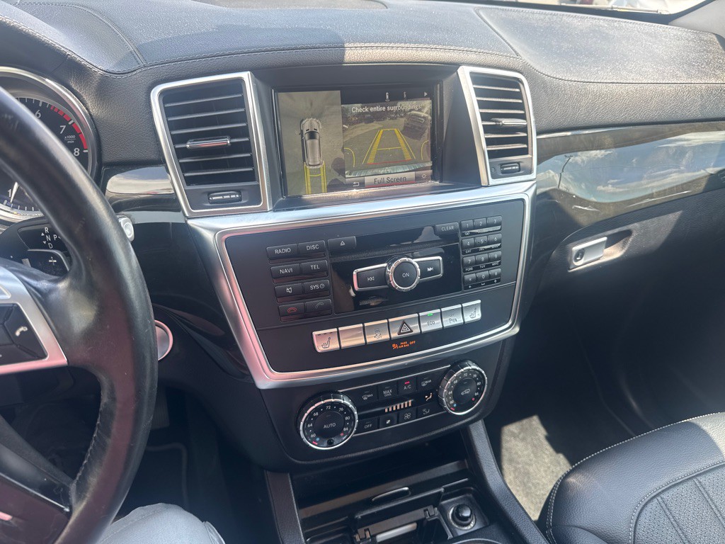 2016 Mercedes-Benz GL-Class Image 15