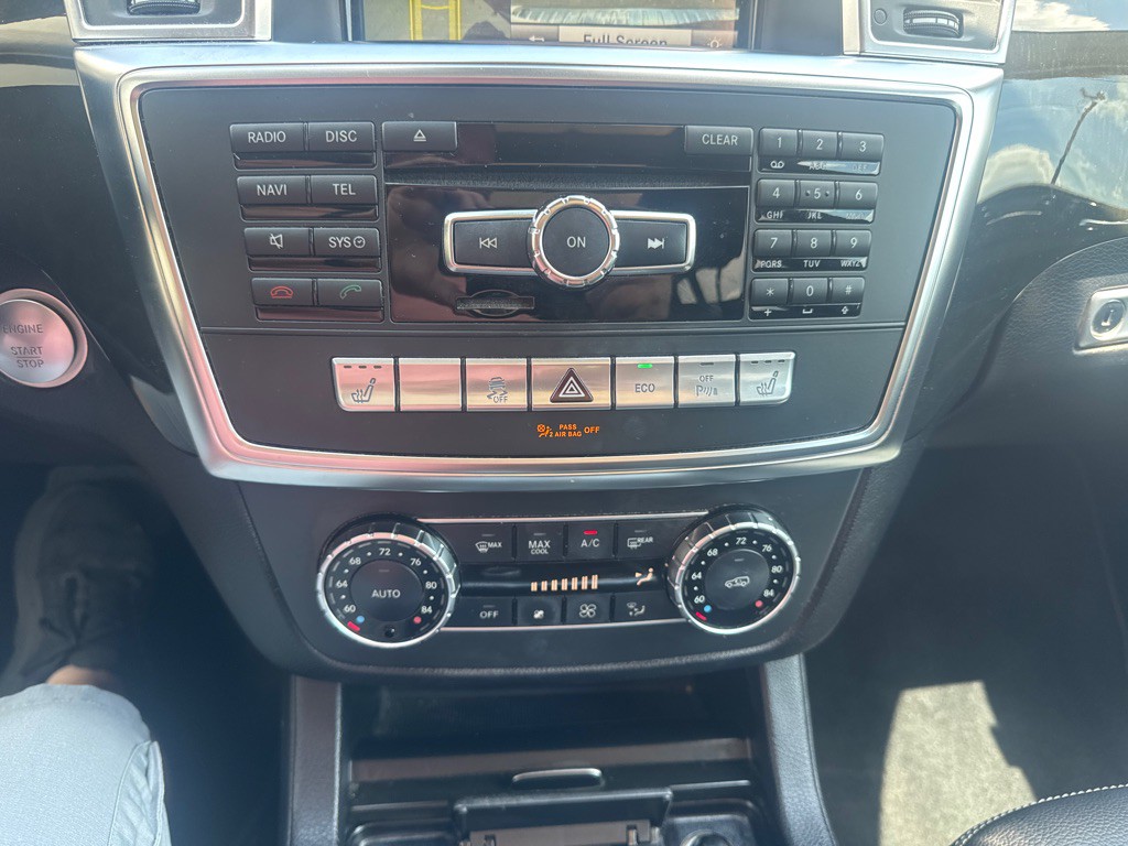 2016 Mercedes-Benz GL-Class Image 16