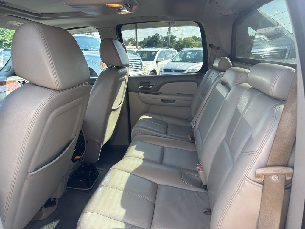 2008 Chevrolet Avalanche Image 8