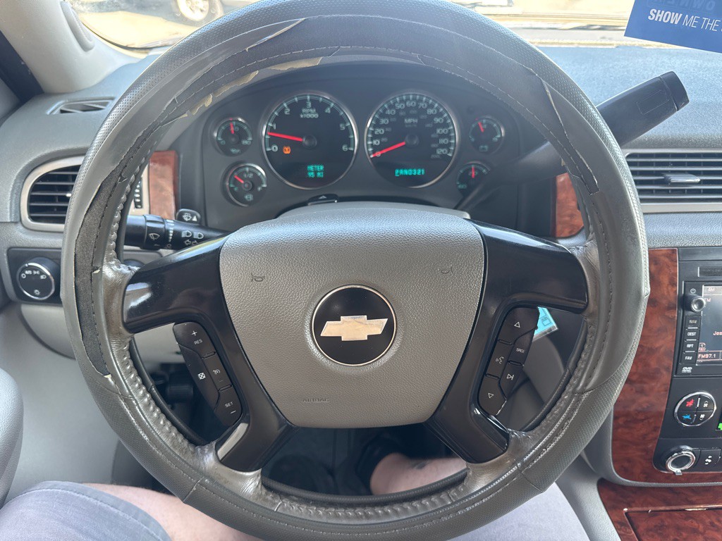 2008 Chevrolet Avalanche Image 13