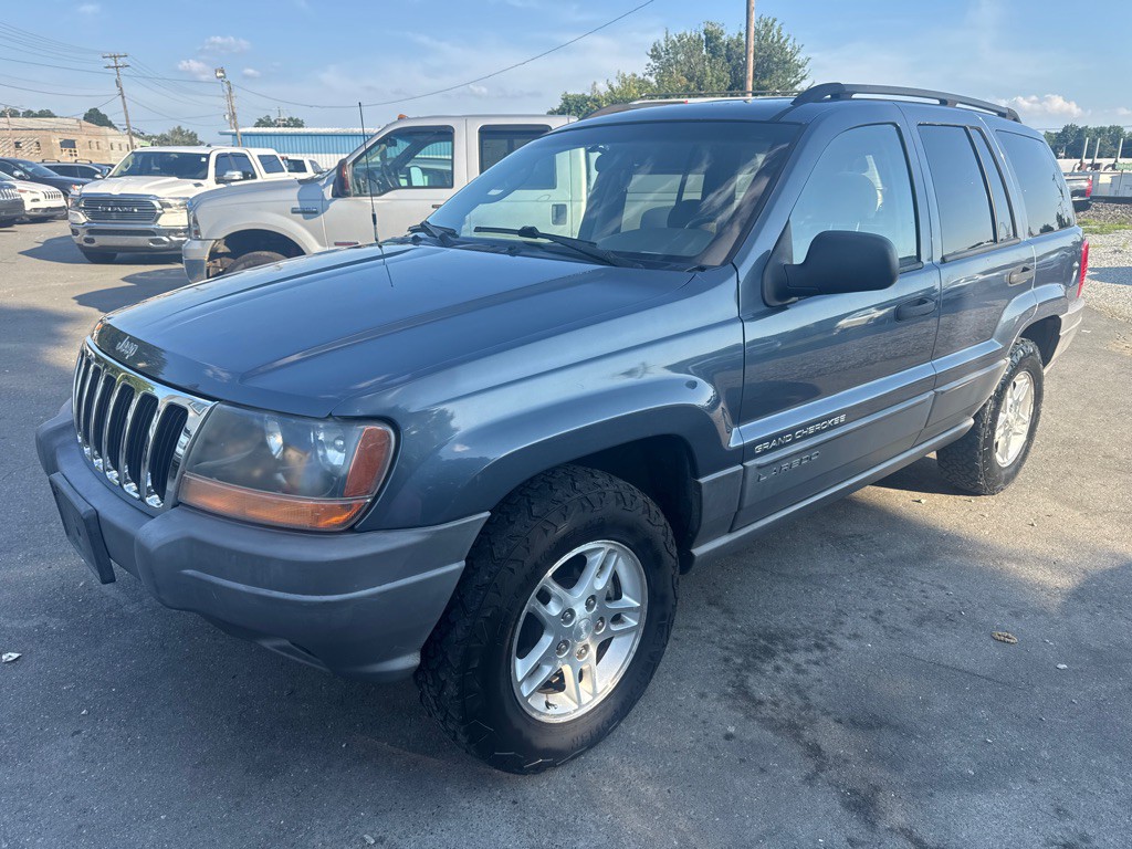 2002 Jeep Grand Cherokee Image 1