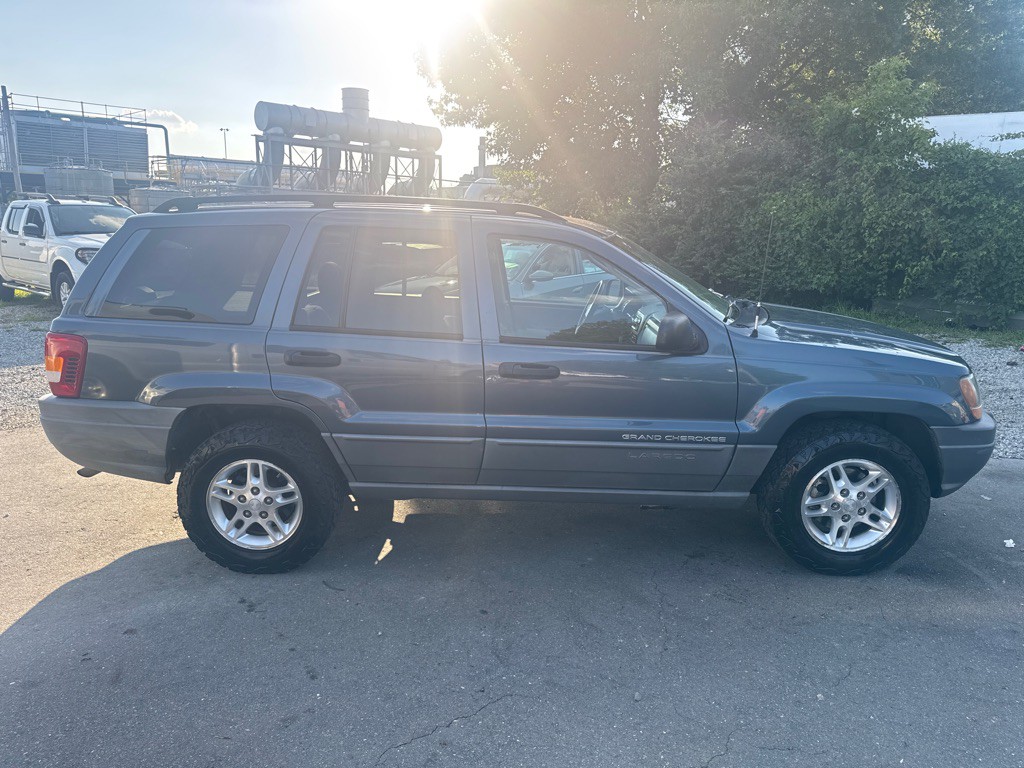 2002 Jeep Grand Cherokee Image 6