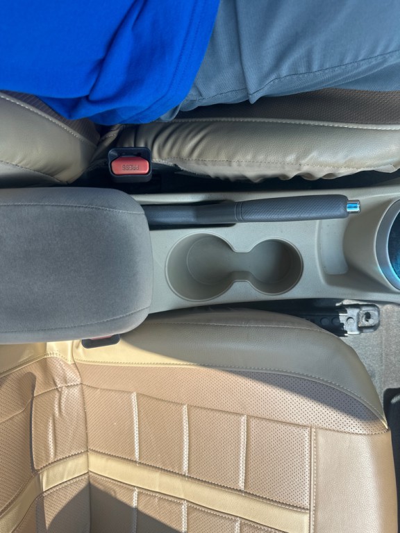 2014 Hyundai Accent Image 21