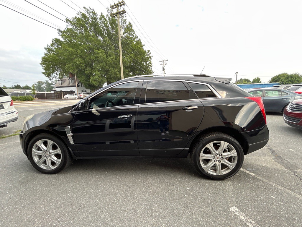 2011 Cadillac SRX Image 8
