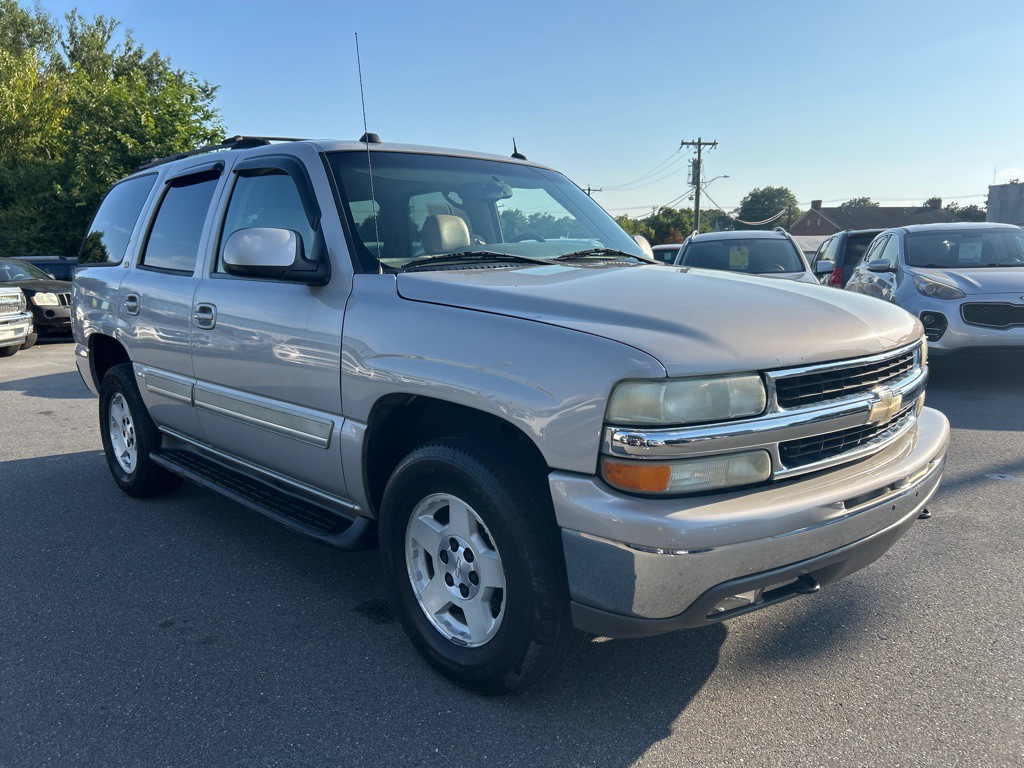 2004 Chevrolet Tahoe Image 3