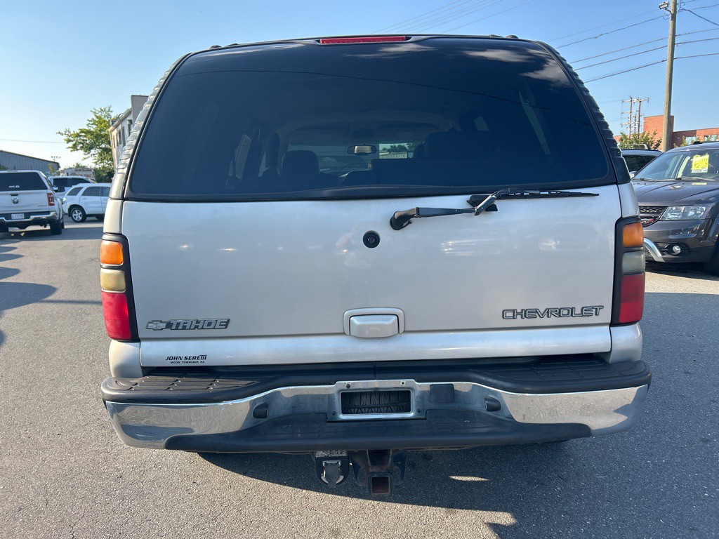 2004 Chevrolet Tahoe Image 6