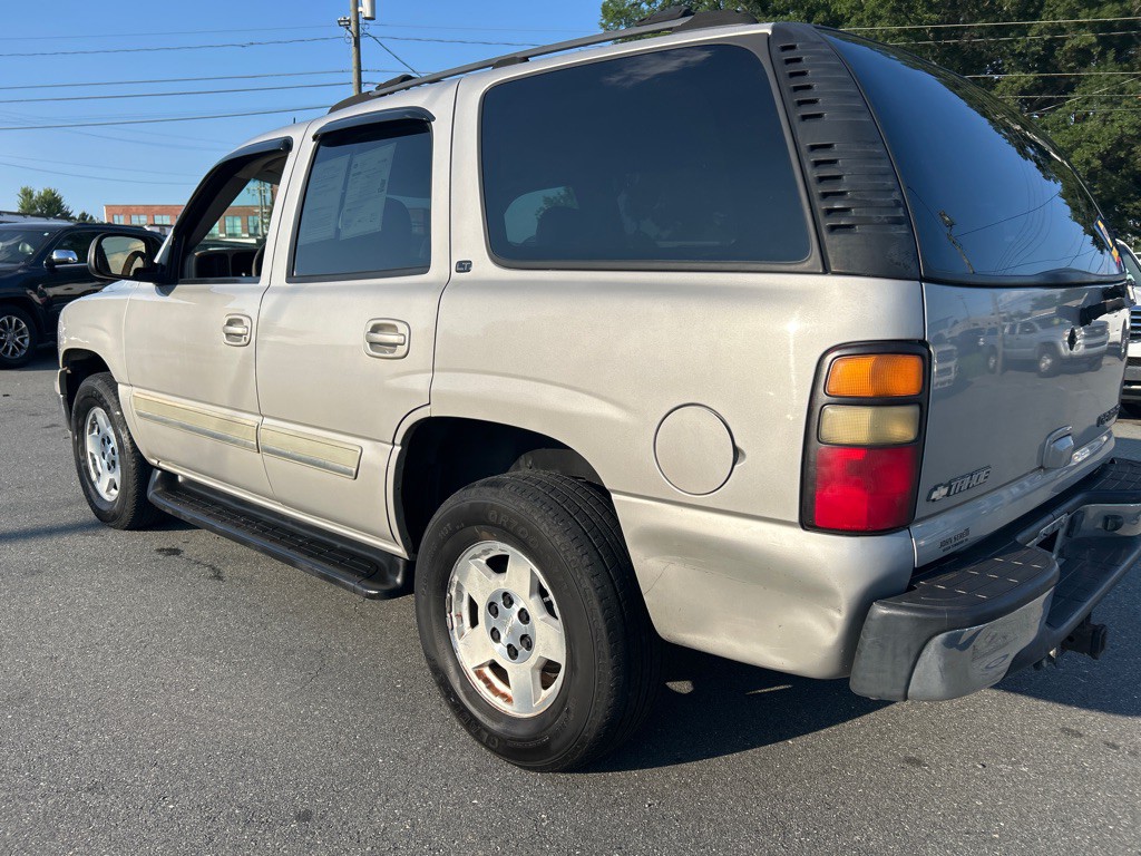 2004 Chevrolet Tahoe Image 7