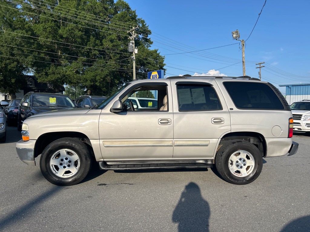 2004 Chevrolet Tahoe Image 8
