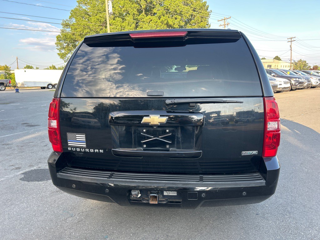 2007 Chevrolet Suburban Image 6
