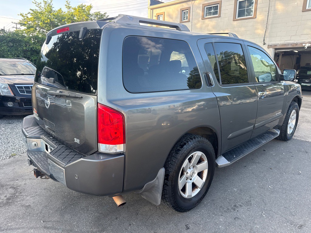 2004 Nissan Armada Image 3