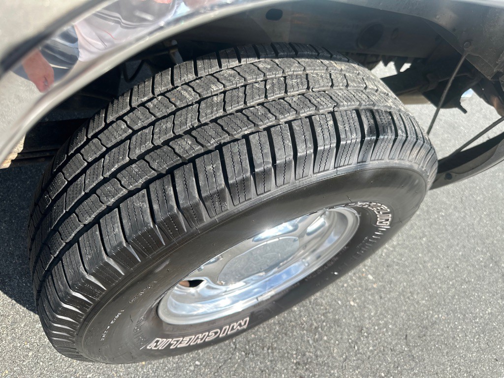2003 GMC Sierra Image 12