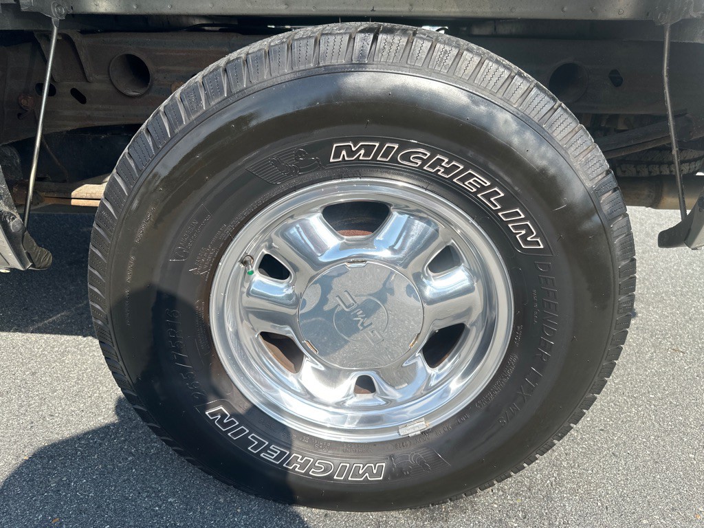 2003 GMC Sierra Image 13