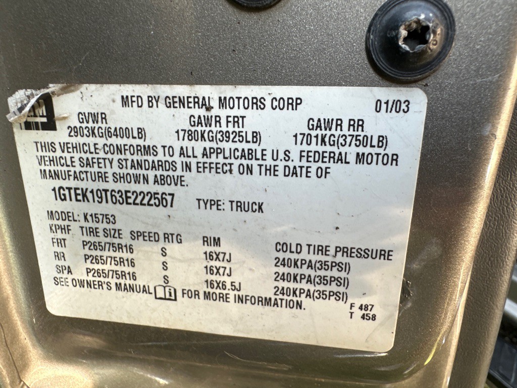 2003 GMC Sierra Image 25