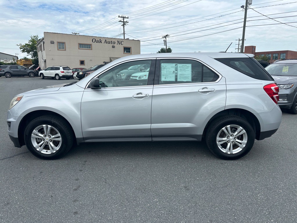 2016 Chevrolet Equinox Image 2