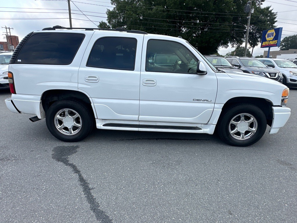 2005 GMC Yukon Image 6
