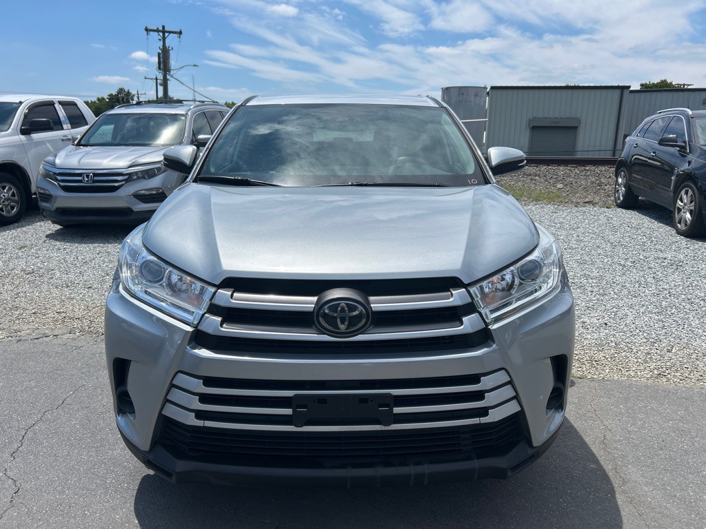 2019 Toyota Highlander Image 2