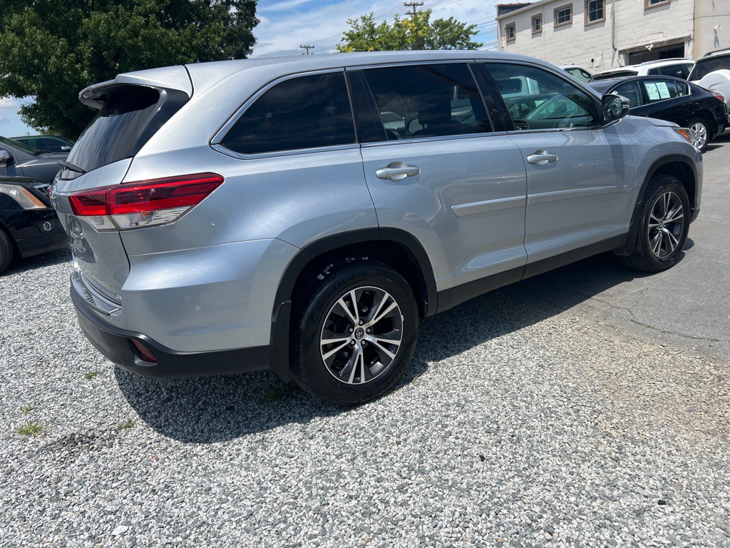 2019 Toyota Highlander Image 5