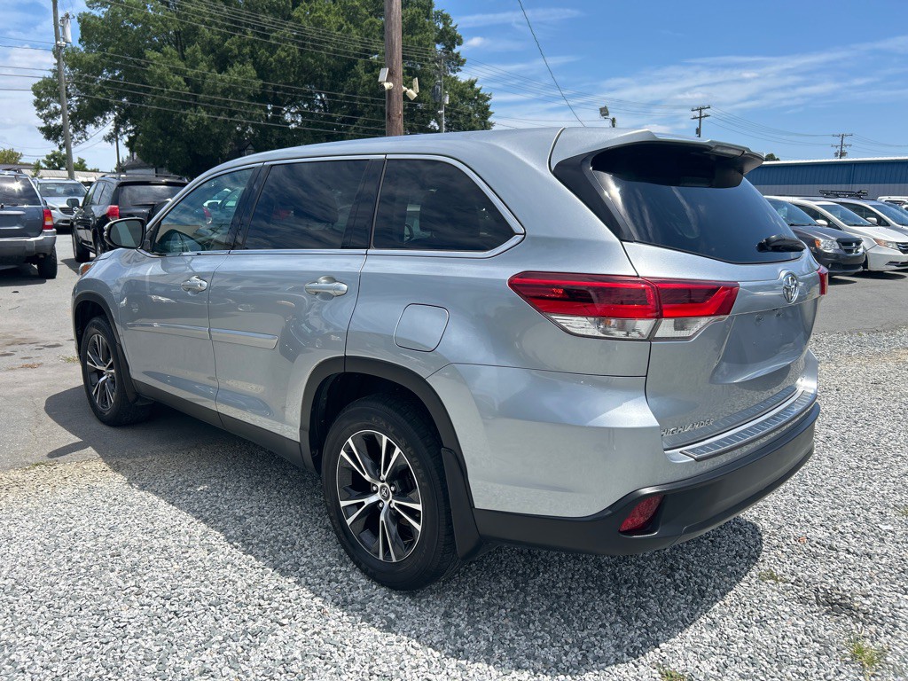 2019 Toyota Highlander Image 7
