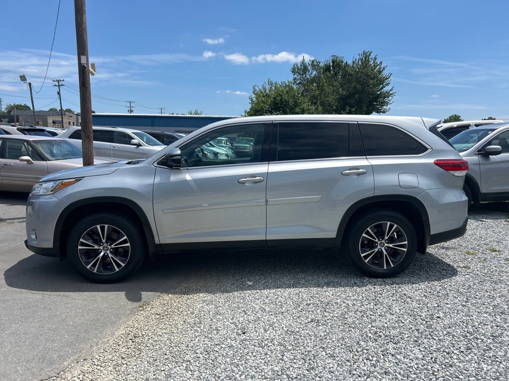 2019 Toyota Highlander Image 8