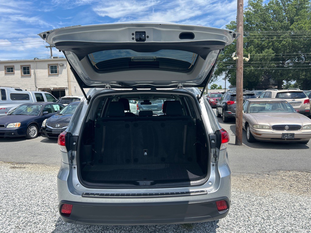 2019 Toyota Highlander Image 9