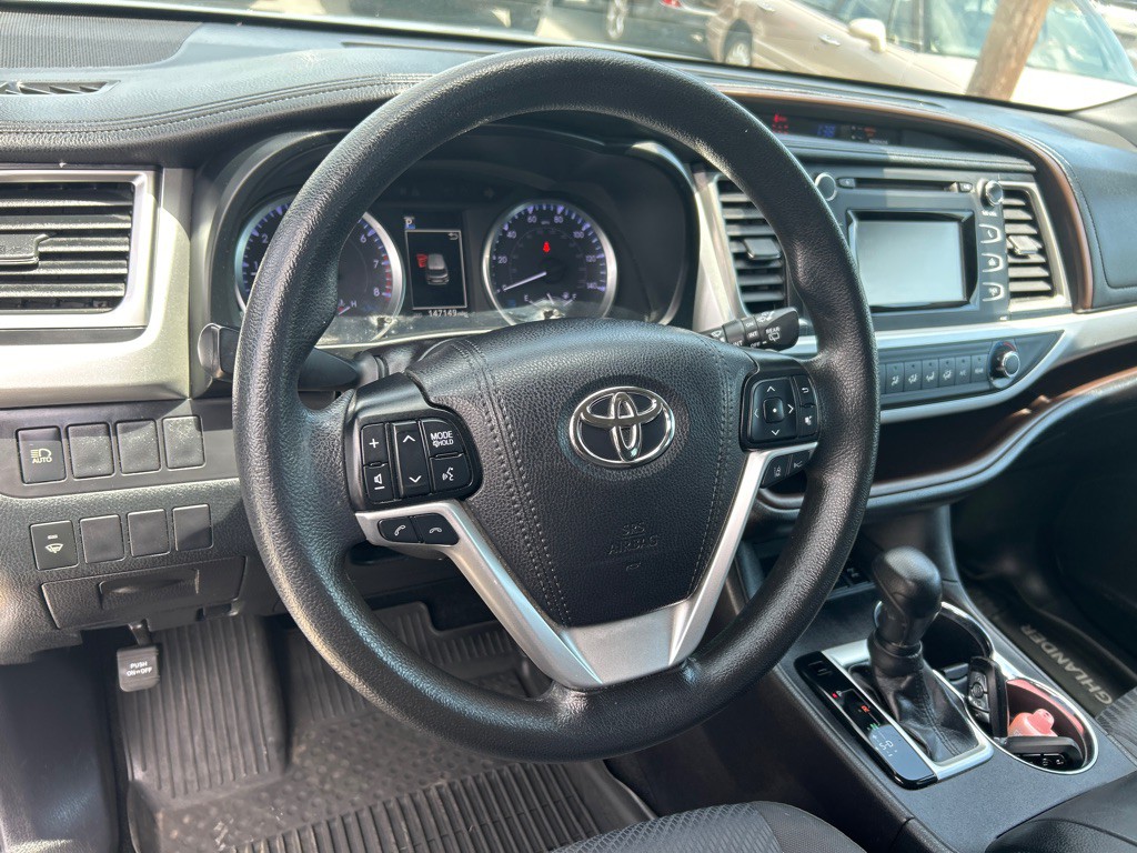 2019 Toyota Highlander Image 17