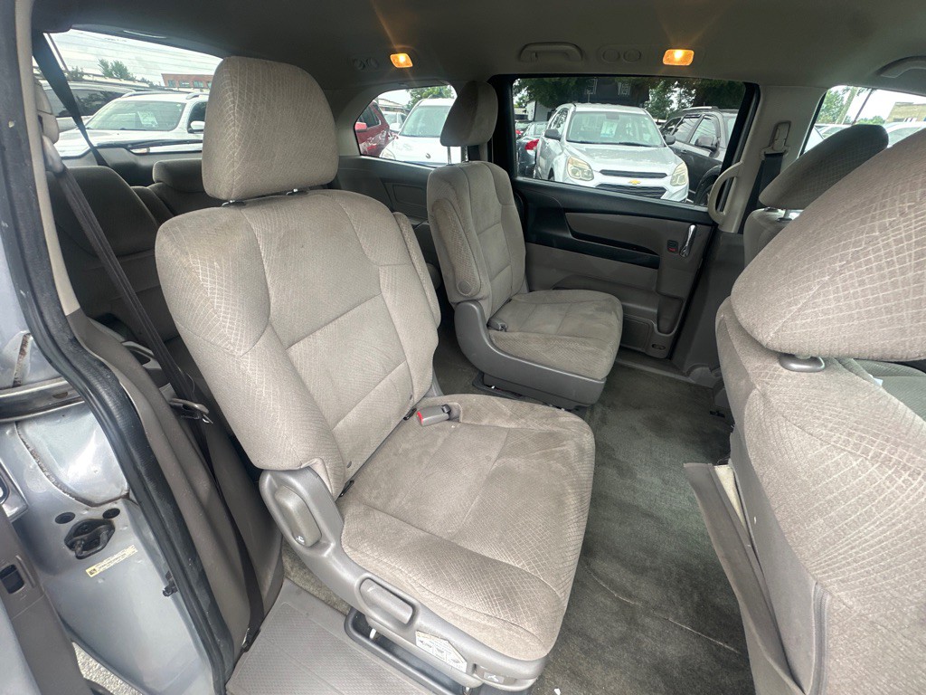 2014 Honda Odyssey Image 13