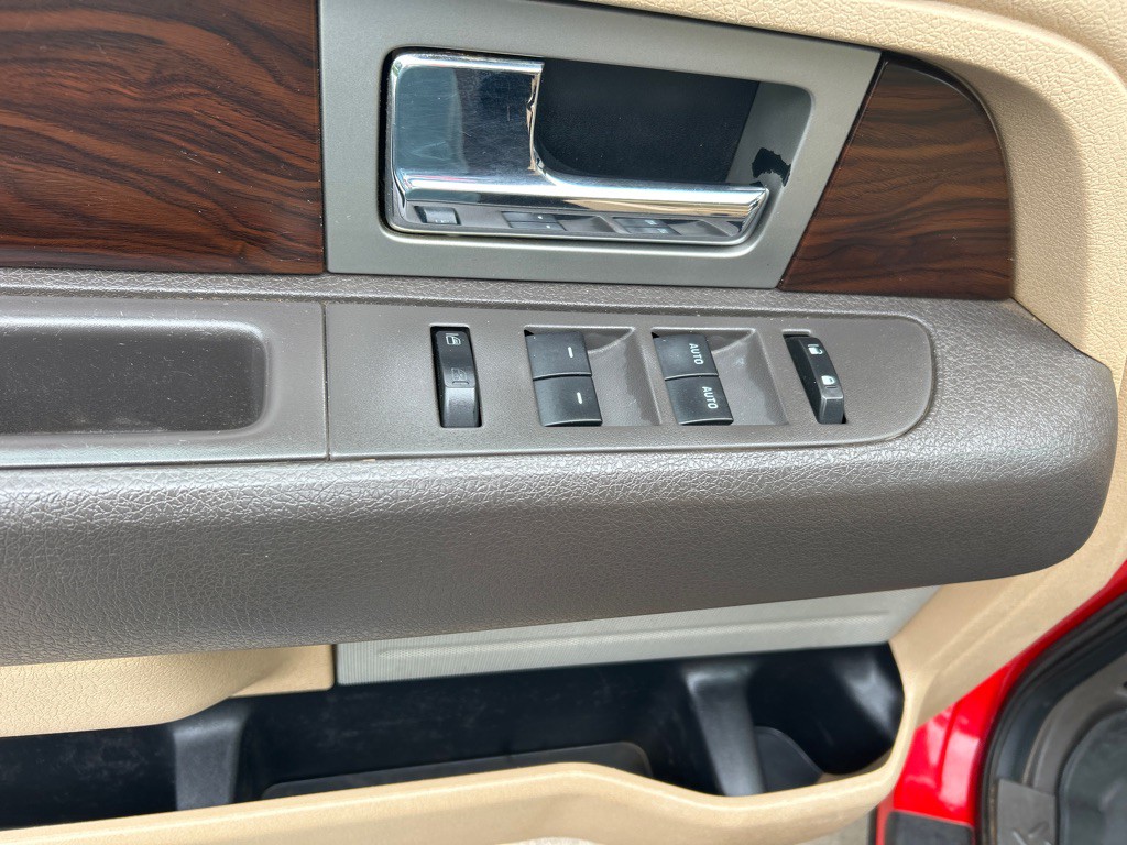 2012 Ford F-150 Image 11