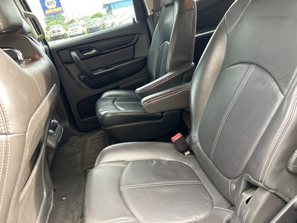 2017 Chevrolet Traverse Image 13