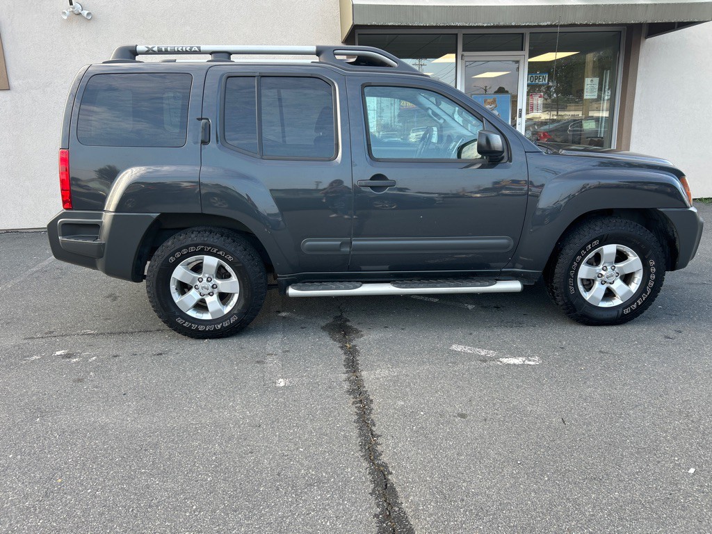 2013 Nissan Xterra Image 4