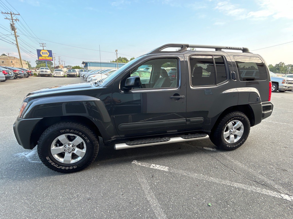 2013 Nissan Xterra Image 8