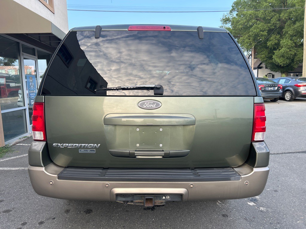 2003 Ford Expedition Image 6