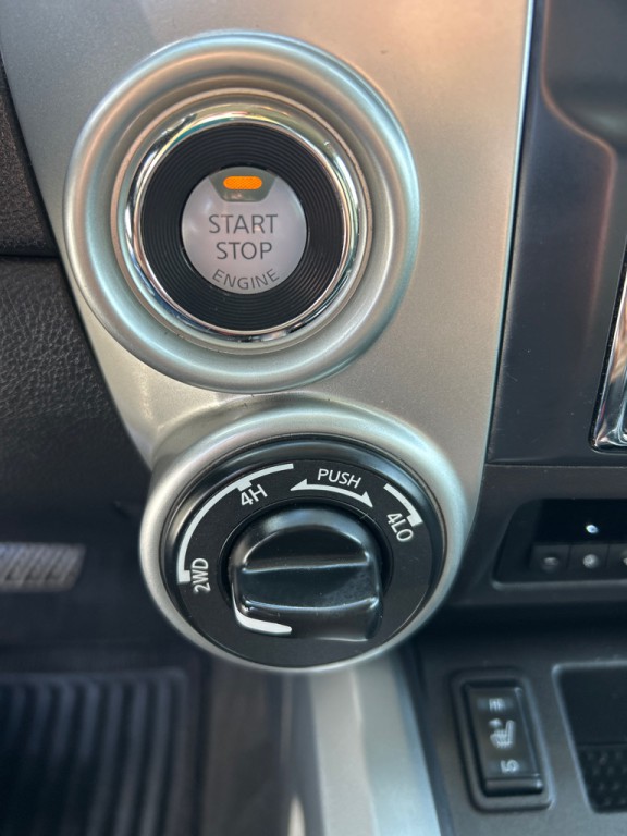2018 Nissan Titan Image 19