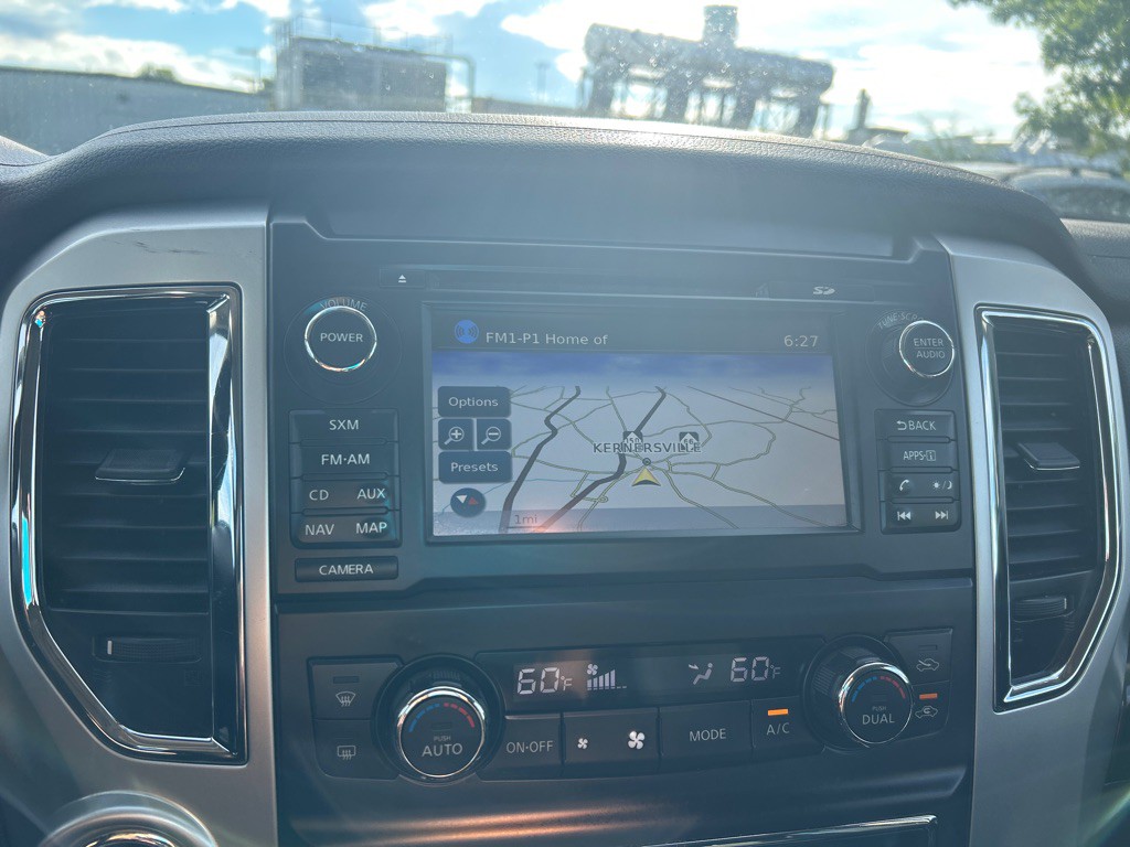 2018 Nissan Titan Image 21