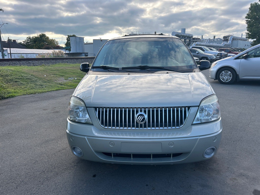 2004 Mercury Monterey Image 2