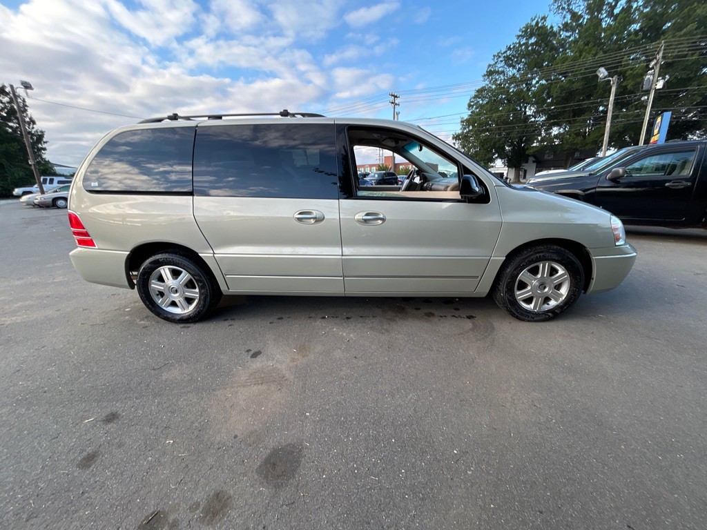 2004 Mercury Monterey Image 4