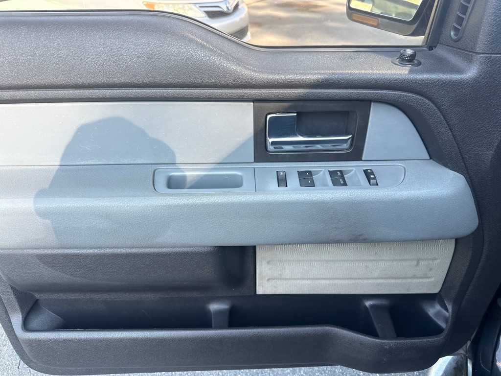 2012 Ford F-150 Image 10