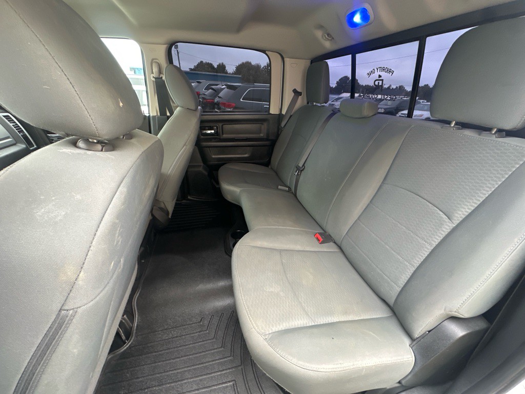 2017 RAM 3500 Image 19