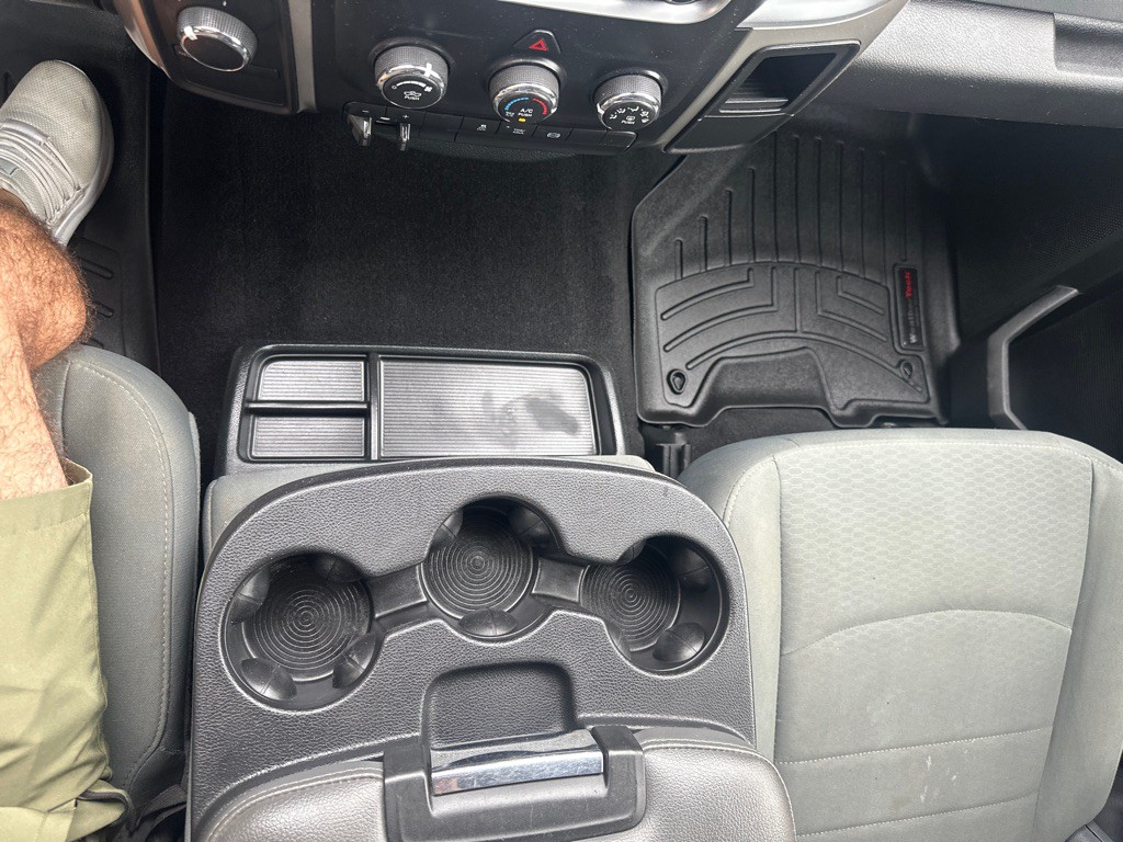 2017 RAM 3500 Image 24
