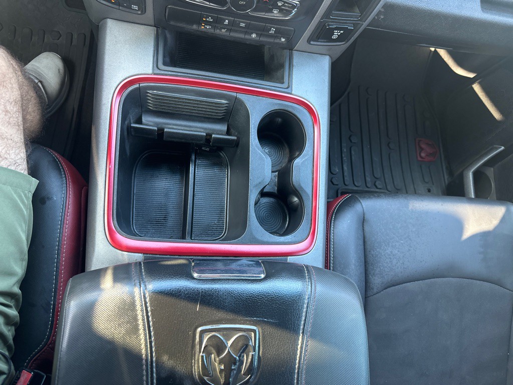 2016 RAM 1500 Image 25